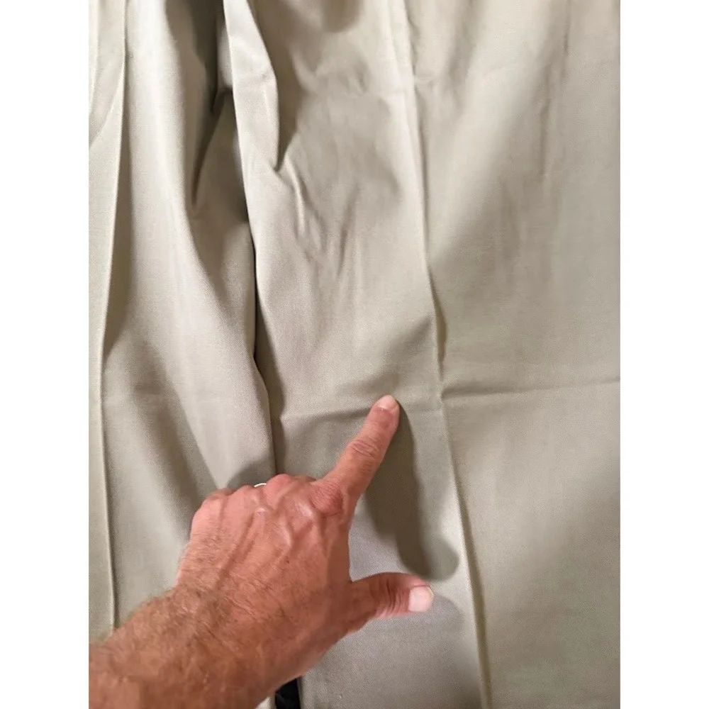 Brooks Brothers Vintage Khaki Chinos Pleated Cuffed Made in USA Tan Mens 40X29.